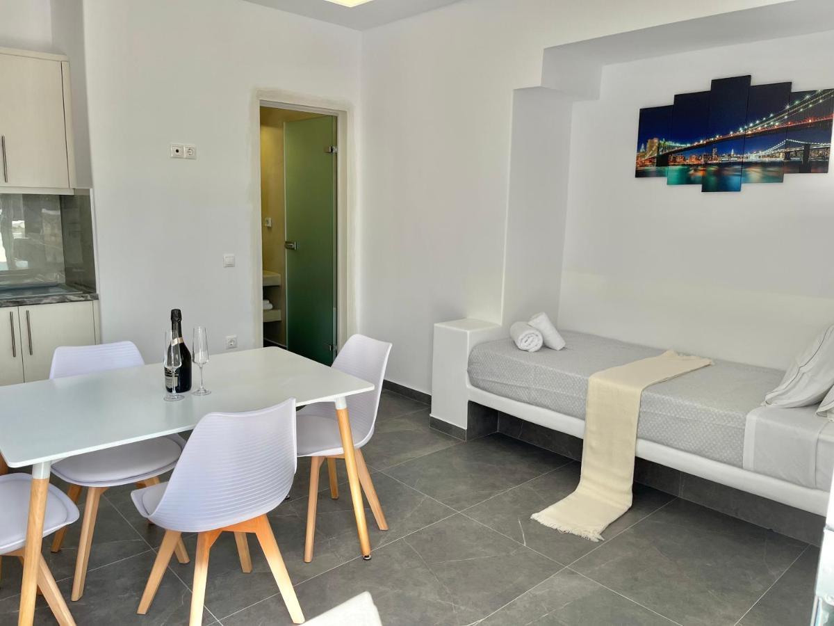 Crystal Suites Mykonos Town Exterior photo